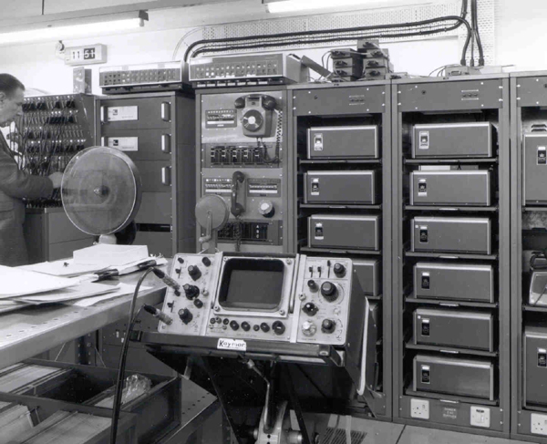 1906A Communications Equipment